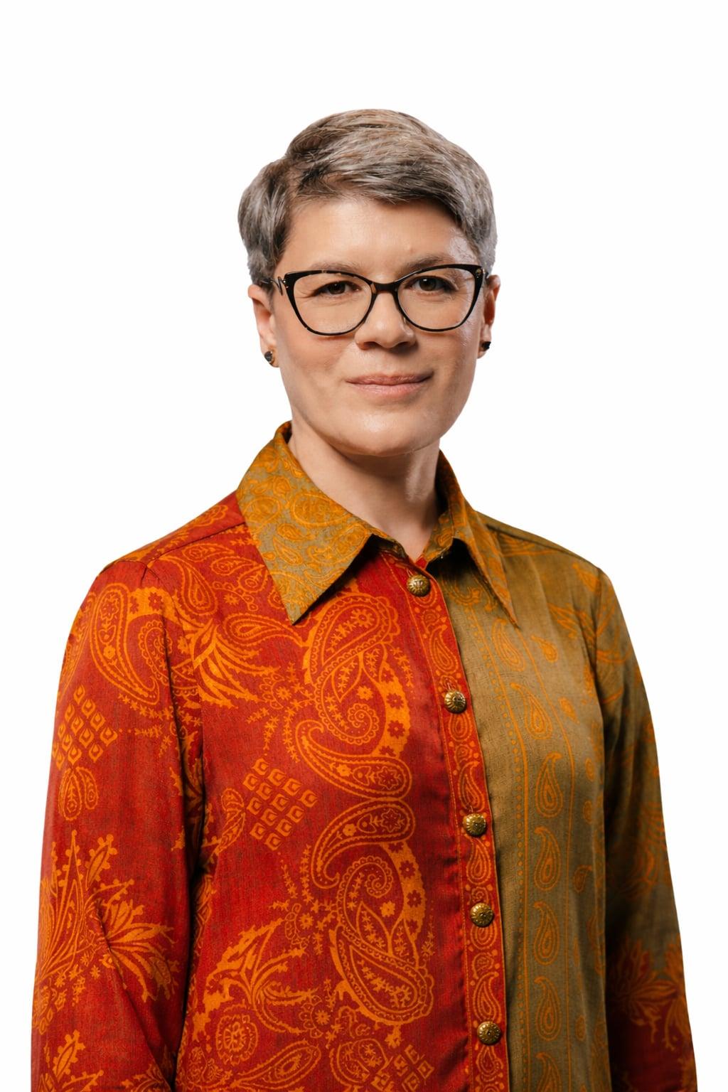 ნანა დიხამინჯია